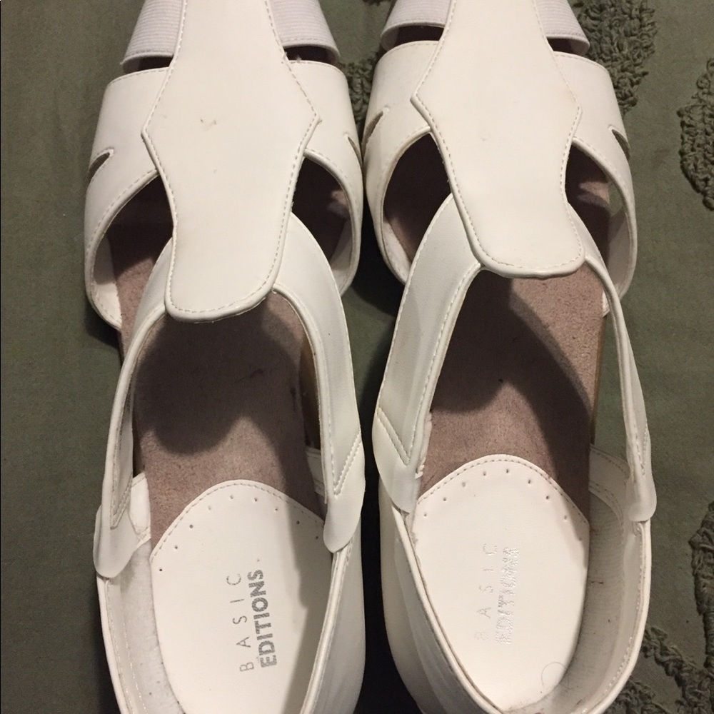 Basic Editions shoes - Picture 2 of 5
